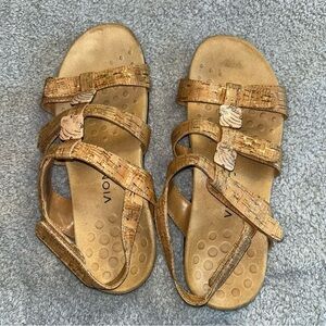 Vionic Tan Sandals Adjustable Comfort Footbed